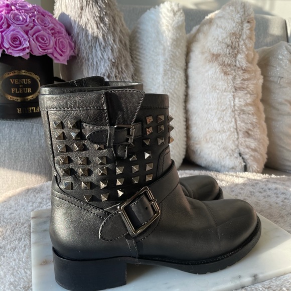 Valentino black leather rock stud silver stud boot - Picture 9 of 13